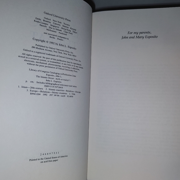 The Islamic Threat: Myth or Reality? by John Esposito 1992 GC HC - Picture 3 of 5